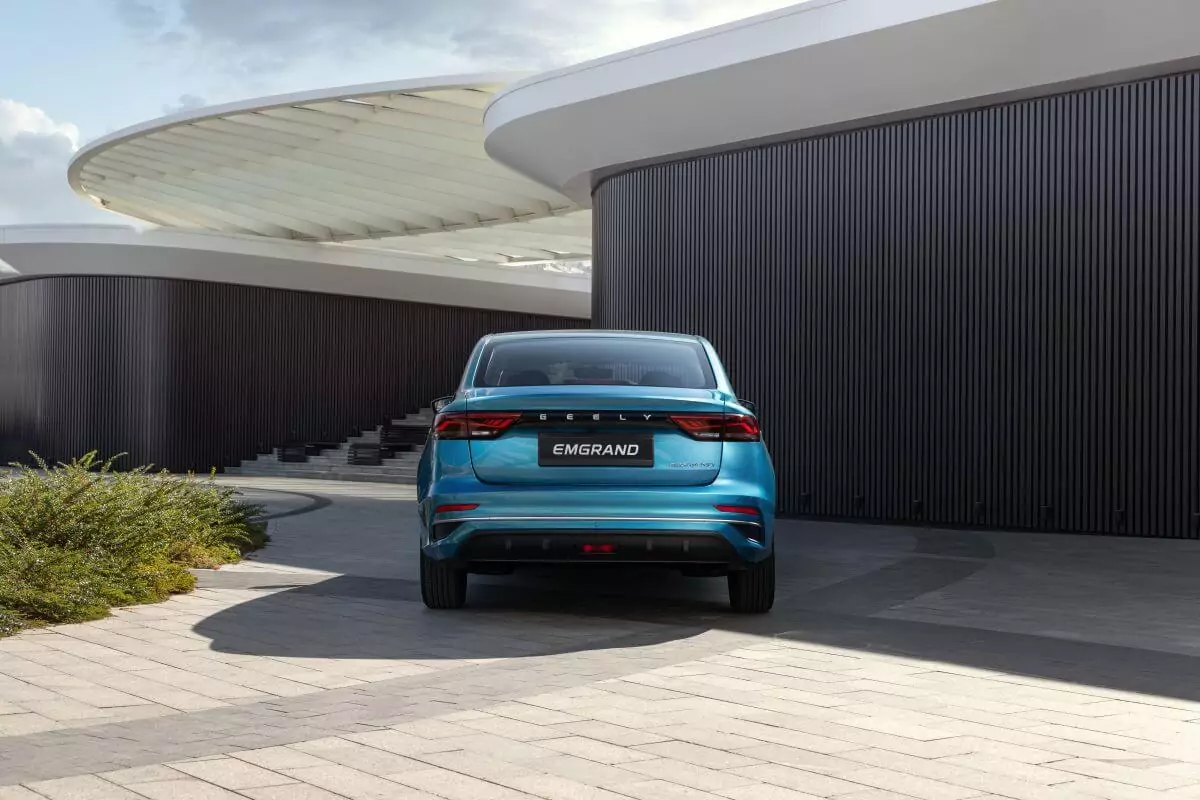 Geely Emgrand Geely Emgrand
